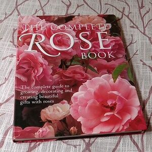 The Complete Rose Book Big Book PB by Peter McHoy
